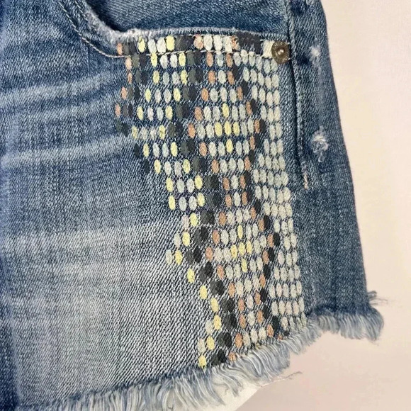 2/$30 American Eagle Hi-Rise Festival Size 2 Jean Shorts Denim Painted Boho - Picture 3 of 5